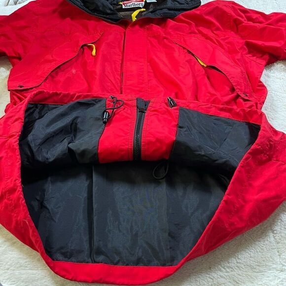 Vintage Marlboro Country Store Down Puffer Jacket Adult XL Red Hooded Parka - Picture 5 of 6